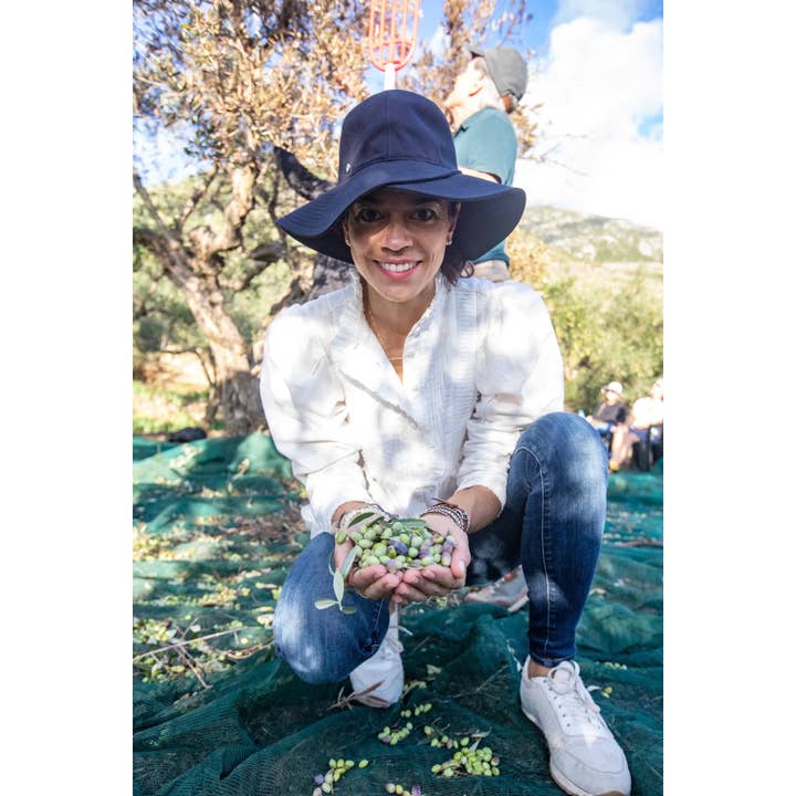 Zakarian Collection - Wholesale Olive Oil - Zakarian Ultra-Premium Extra Virgin Olive Oil - 500ml3