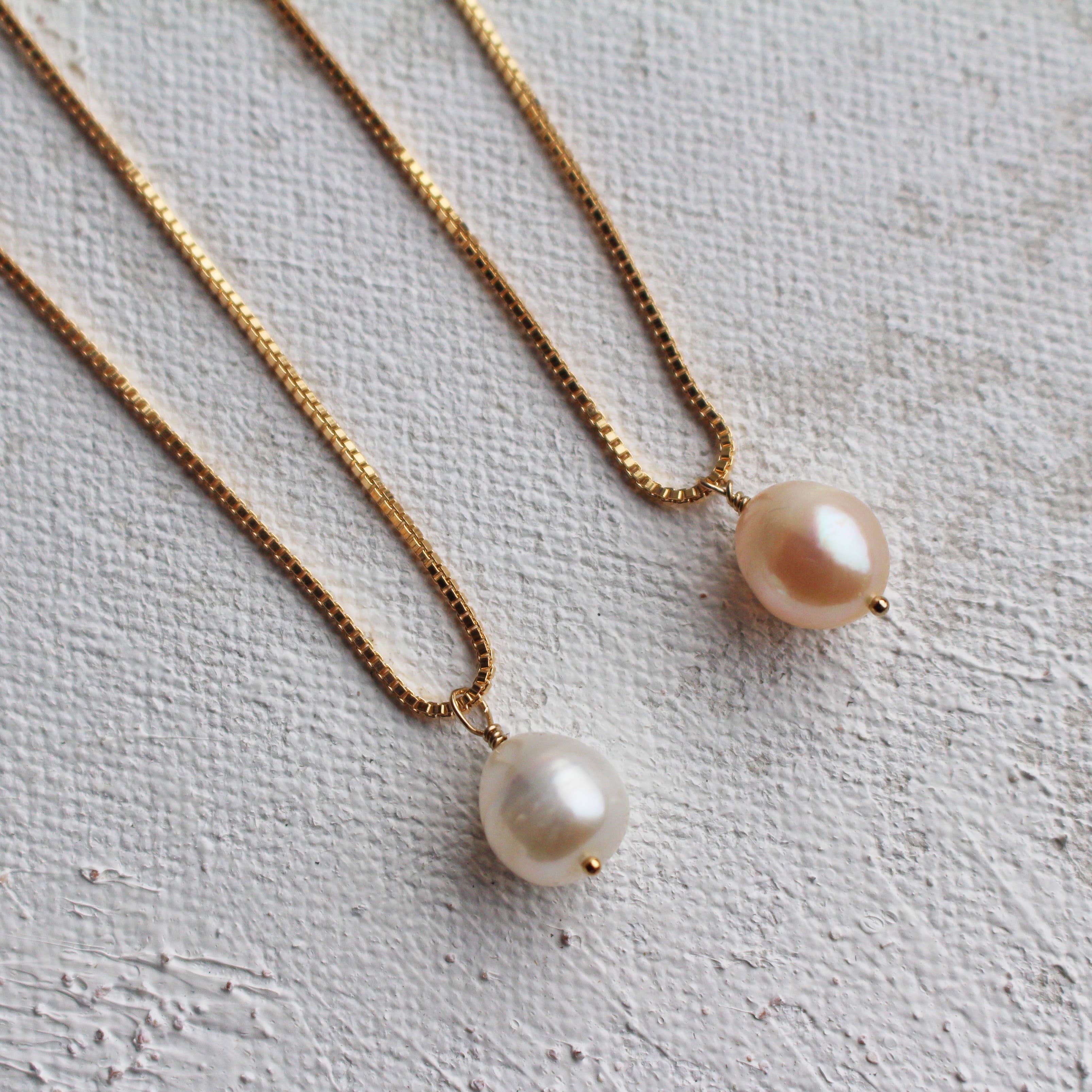 Sofia Ramsay - Wholesale Pendant/Charm Necklace - Ivory Freshwater Pearl Pendant Gold Fill Box Chain Necklace4