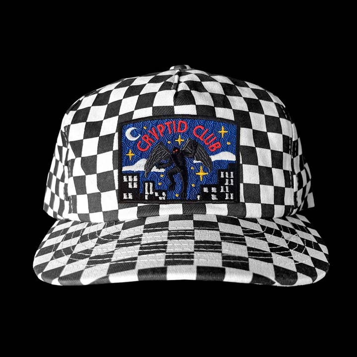 Chapeau souple à carreaux Mothman Cryptid Club à 5 panneaux pour la vente par The Space Bureau