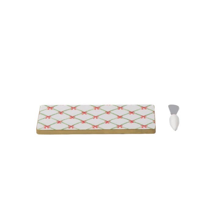 Red Green Bow Trellis Amelia Cutting Board Set for wholesale on Faire1