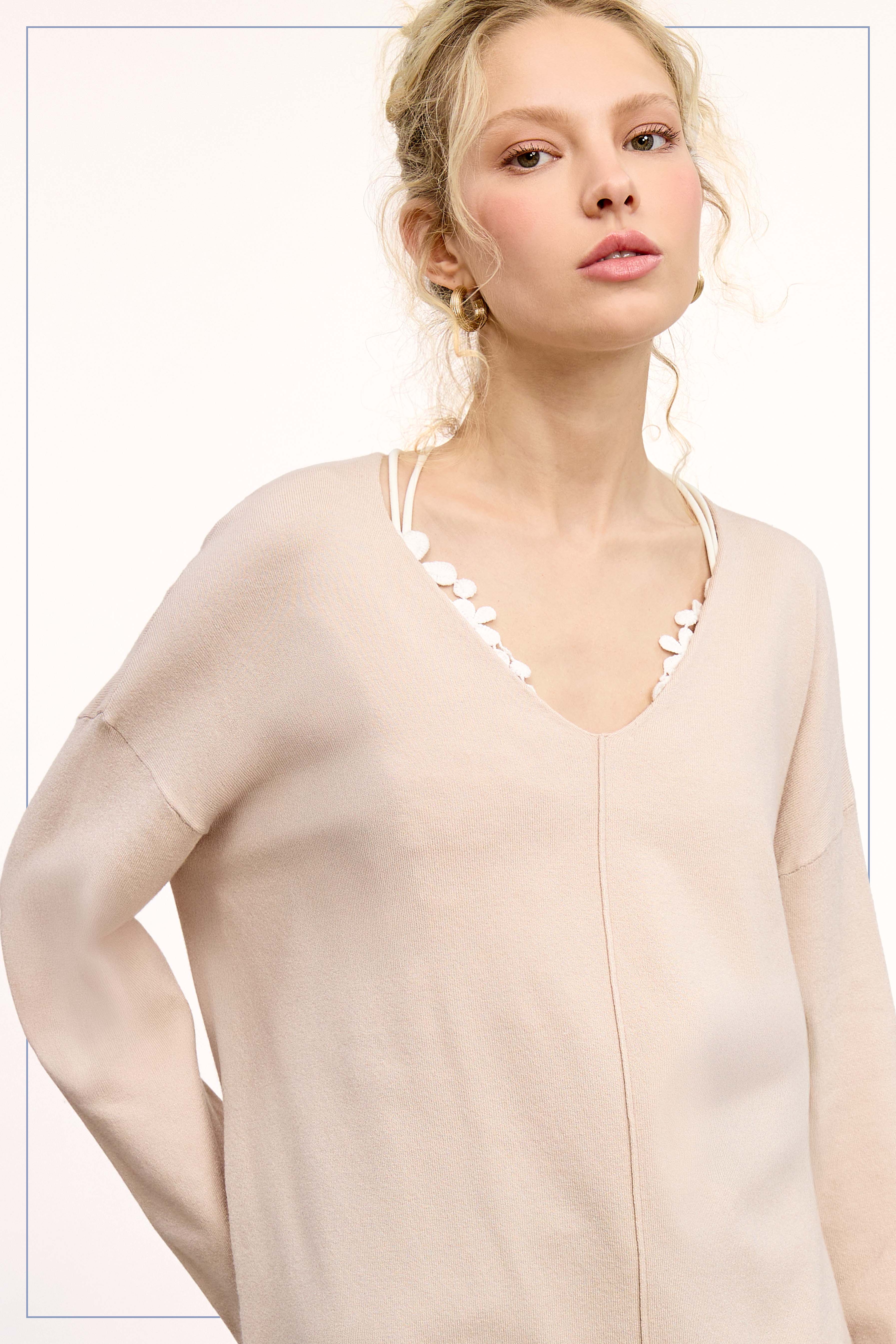 La Miel - Wholesale Knit Sweater - Women's - JBS3122-Stretchy V-neck Long Sleeve Lightweight Knit Top17