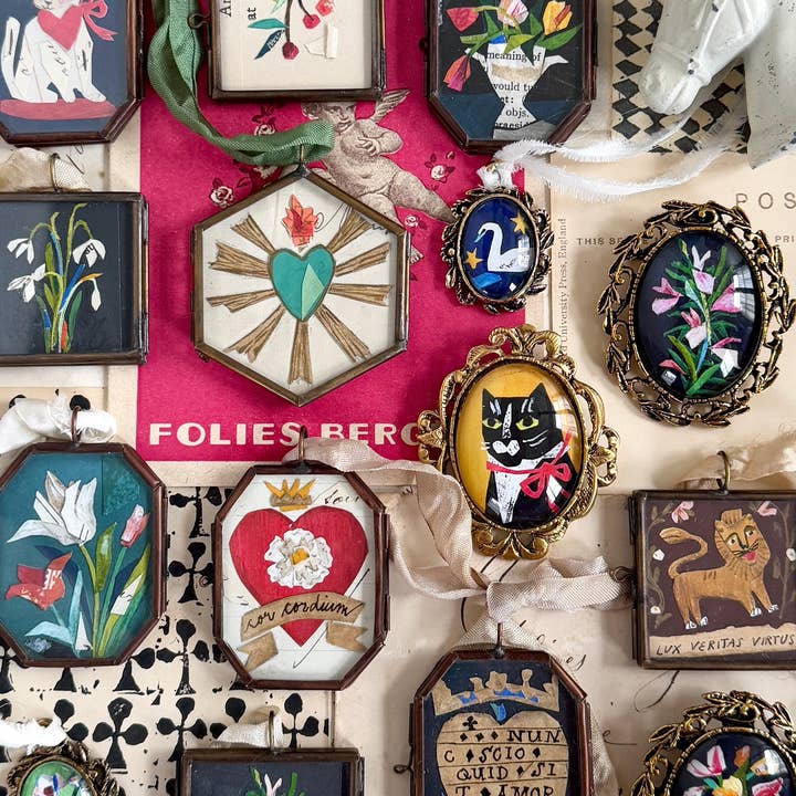 Maris Mirum - Wholesale Ornament - Sacred Heart ~ Art Locket Ornament Vintage Decor Handmade 1