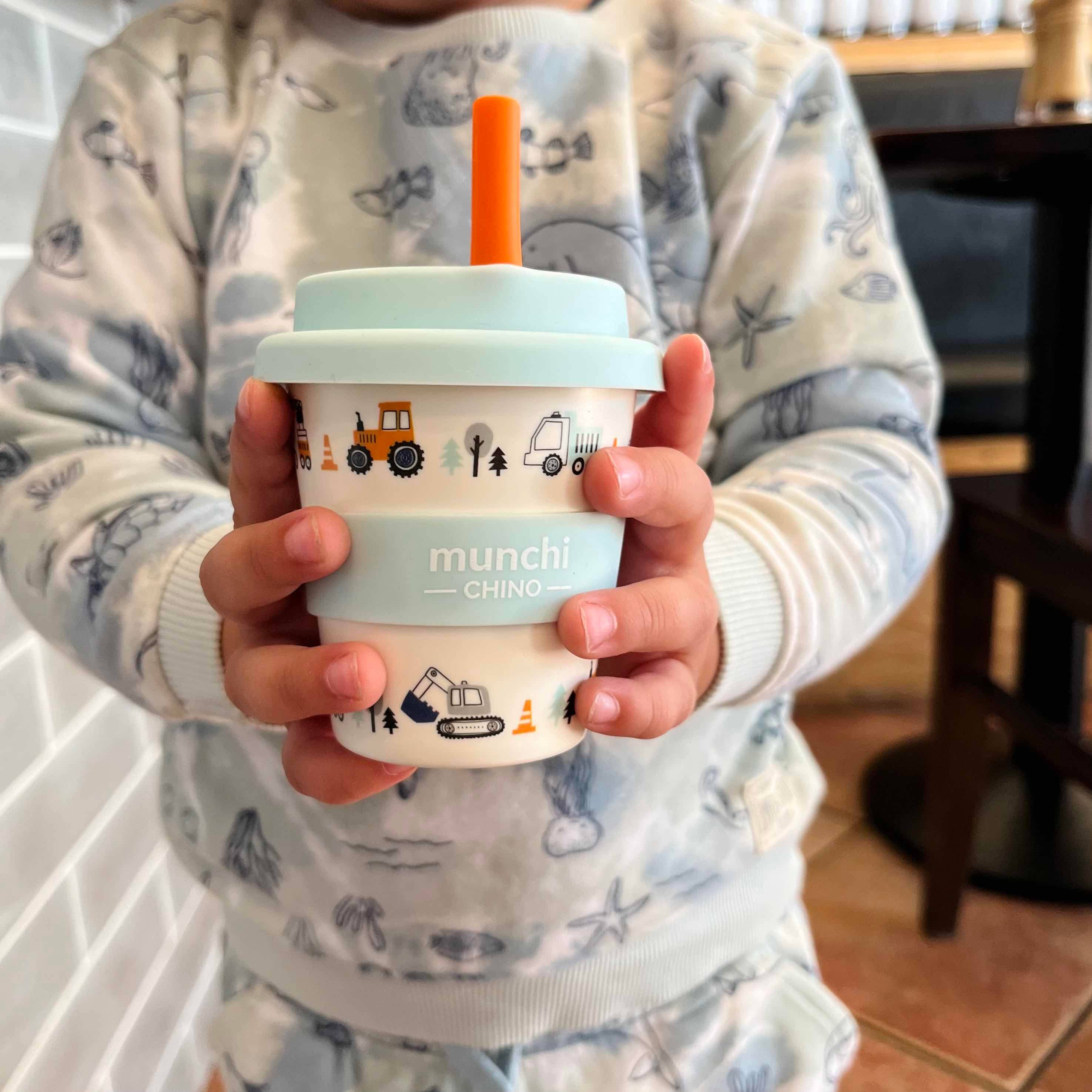 munchi - Wholesale Drinking glass/cup – Kids & Baby - Truck Babychino Cup - Straw Included1