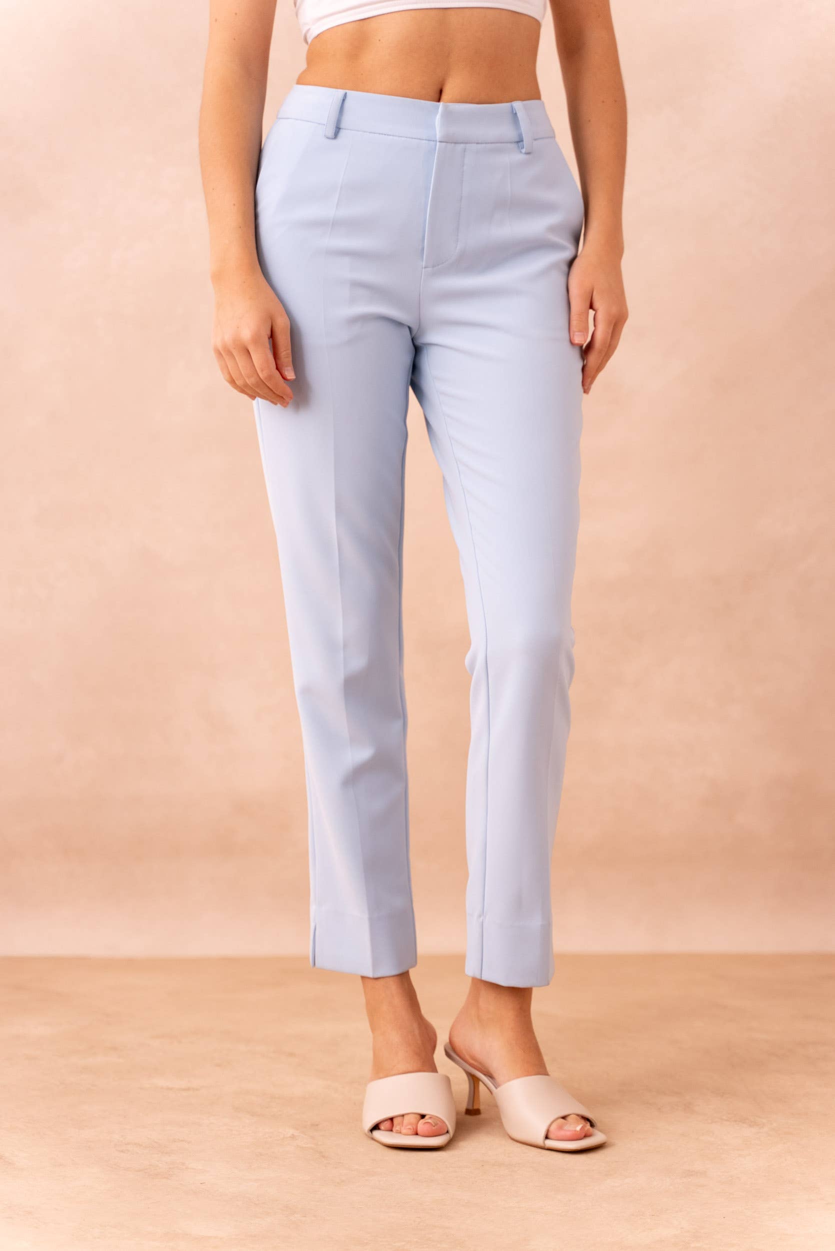 Attentif Paris – wholesale Pants – Women's – [Timeless] High-waisted cigarette pants90