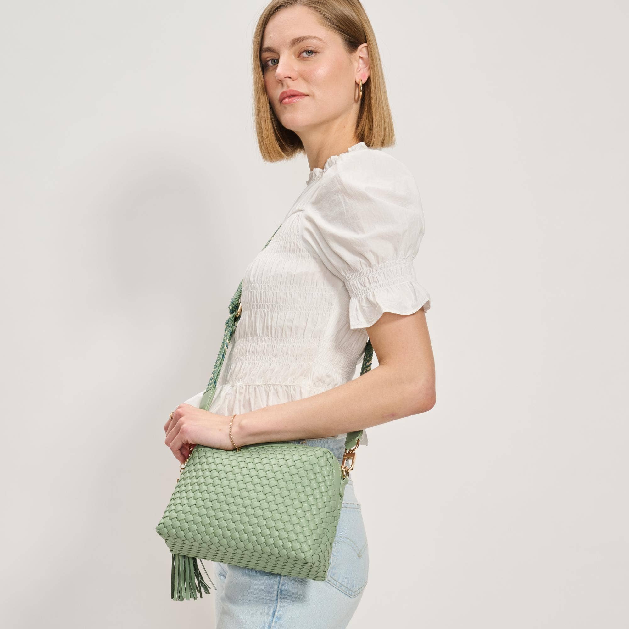 Moda Luxe – Großhandel Umhängetasche - Damen – Roxana Geflochtene Umhängetasche24