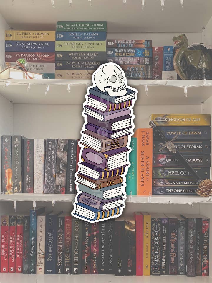 MARQUE-PAGE Witchy Skull | Cadeau livresque | Bookstack B pour la vente par BareBookish