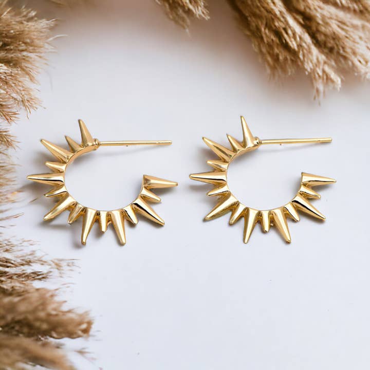 Spikade solbågar för wholesale av Lex Moderne