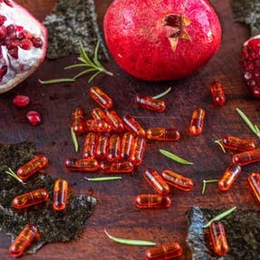 Phytomisan - Wholesale Oral Supplement/Vitamin - Grenadium: Pomegranate and Vitamin C Capsules1