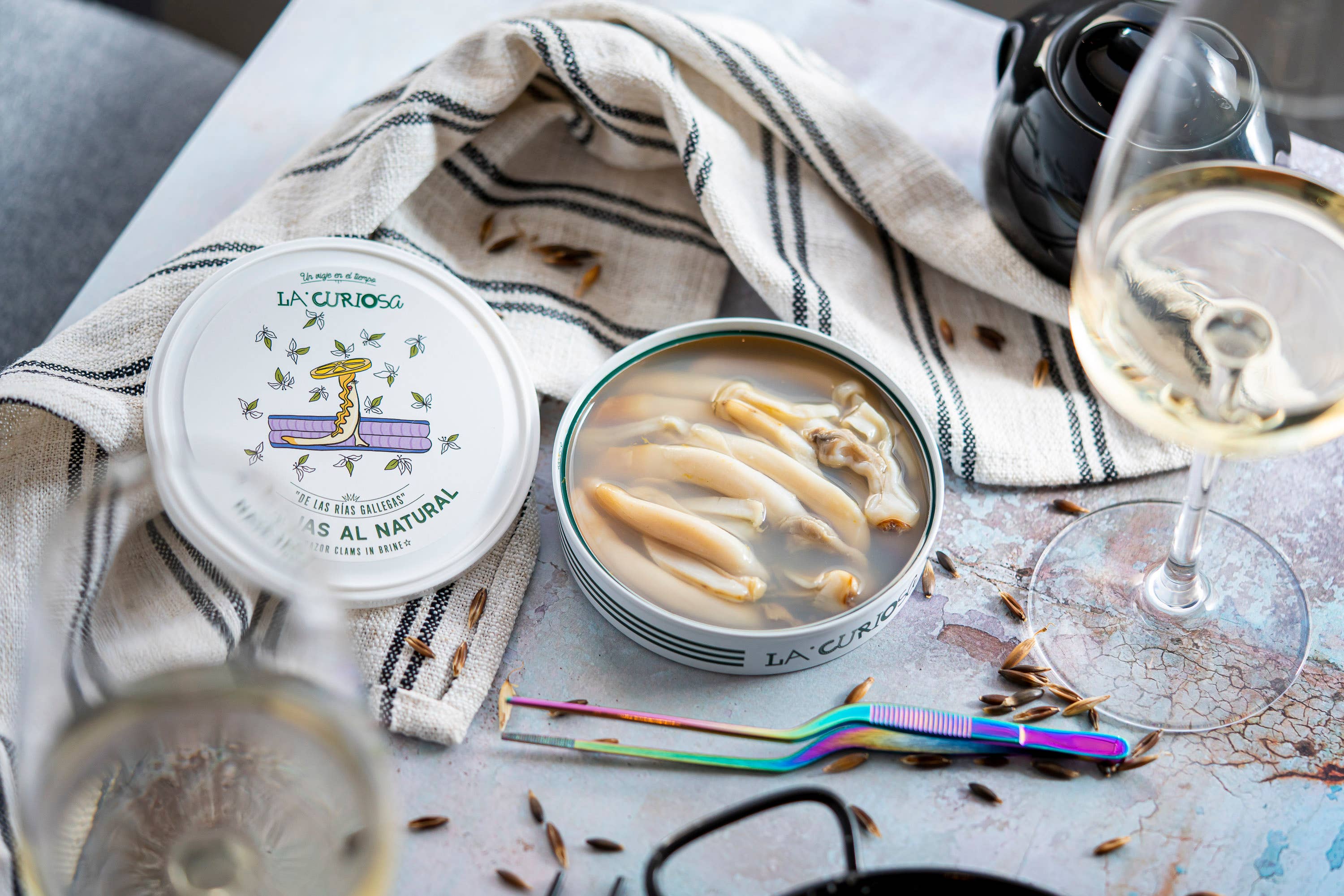 La Curiosa – Großhandel Fisch/Meeresfrüchte – Natürliche Rasierklingenmuscheln4