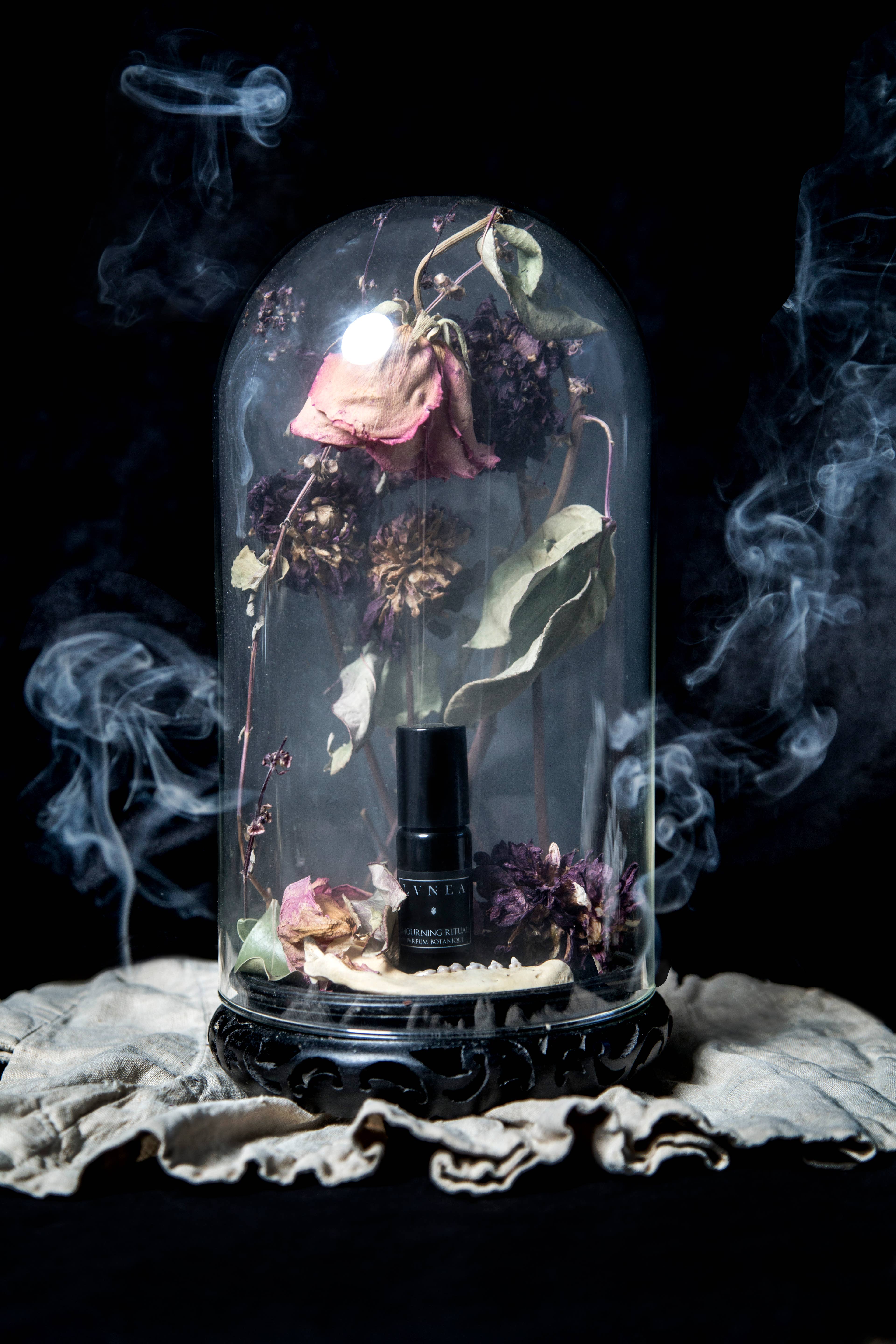Lvnea Perfume - Wholesale Roll-On Fragrance - MOURNING RITUAL | Parfum Botanique