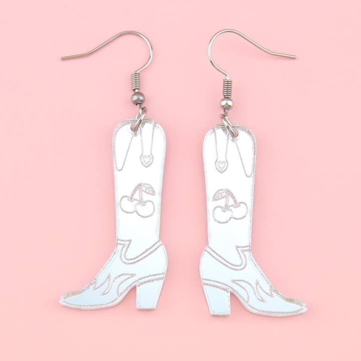 Working Cowgirl-Stiefelohrringe, 9-5, Silber für den Großhandel von Sour Cherry