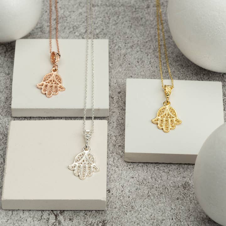 Gowa Design – Großhandel Kette mit Anhänger/Charm – Hamsa Collier1