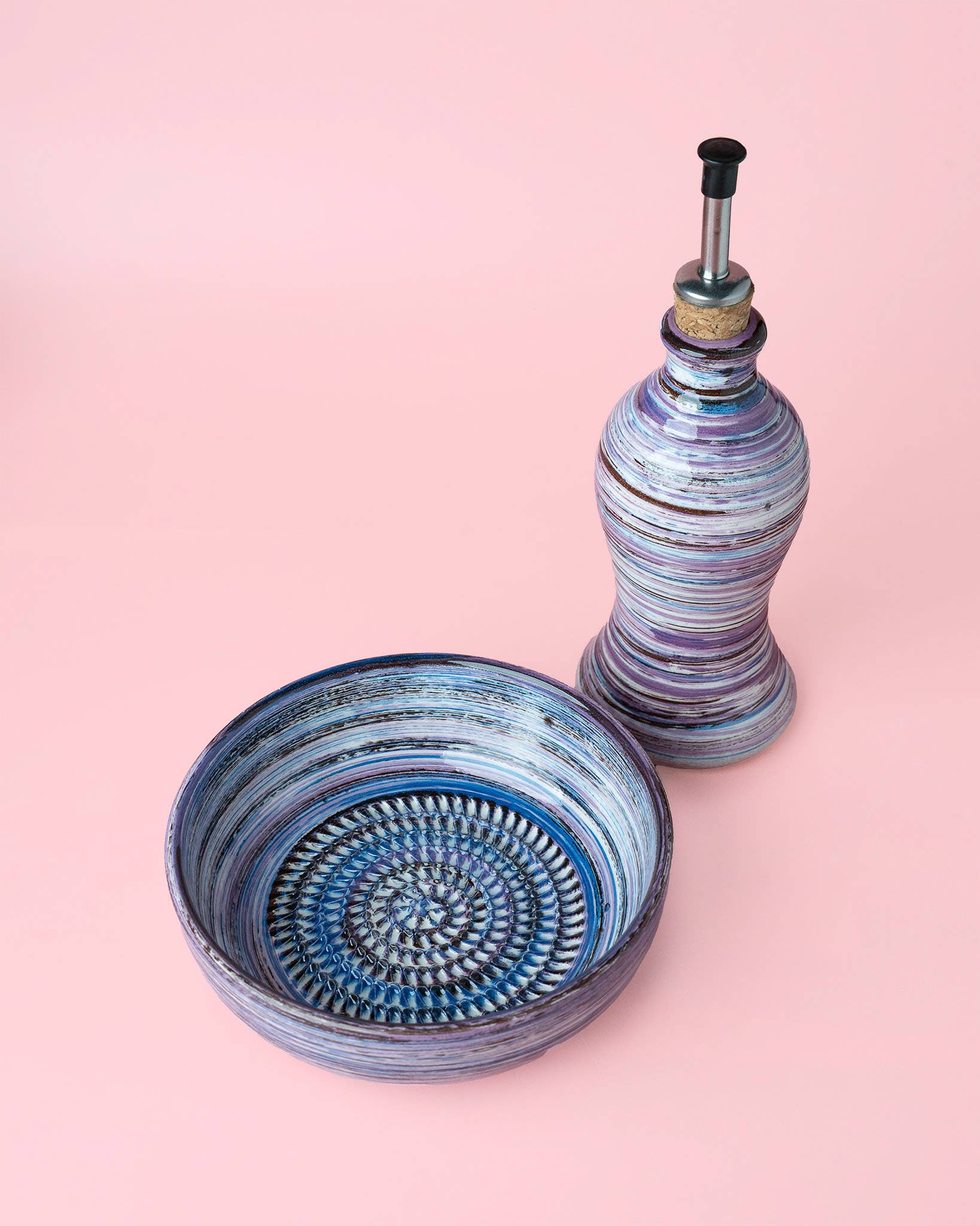 Alfar Tierra Cocida – wholesale Zester – Juego de Desayuno de Cerámica Hecho a Mano Dispensador de Aceite y Plato Rallador15