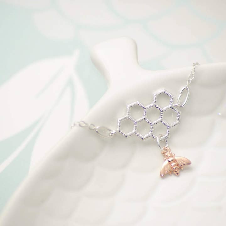 Bienenwaben-Halskette aus Sterlingsilber und Roségold für den Großhandel von Sophellie Jewellery