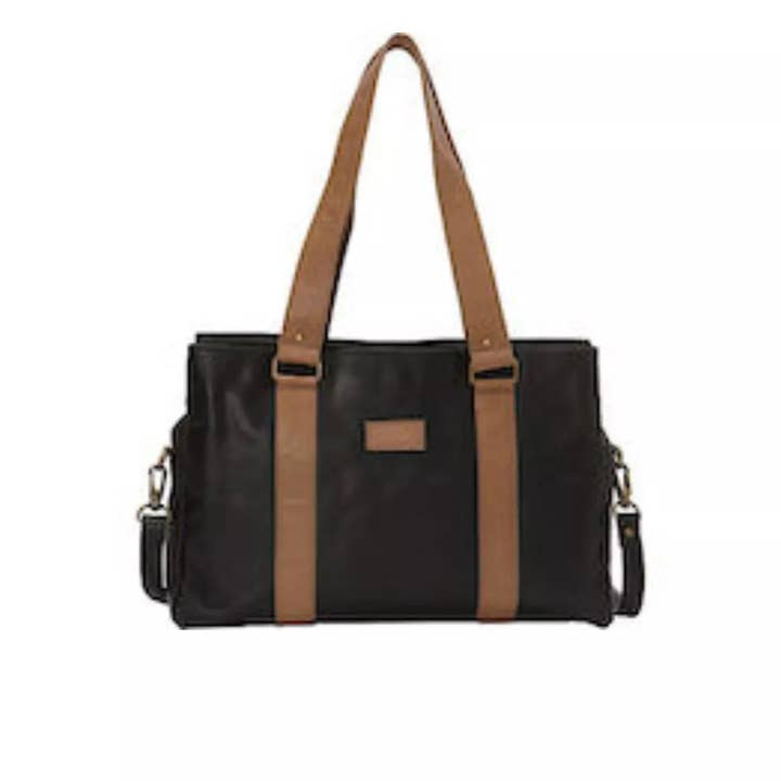 LA FILLE DES BEAUX QUARTIERS pour la vente par SHARO, LLC