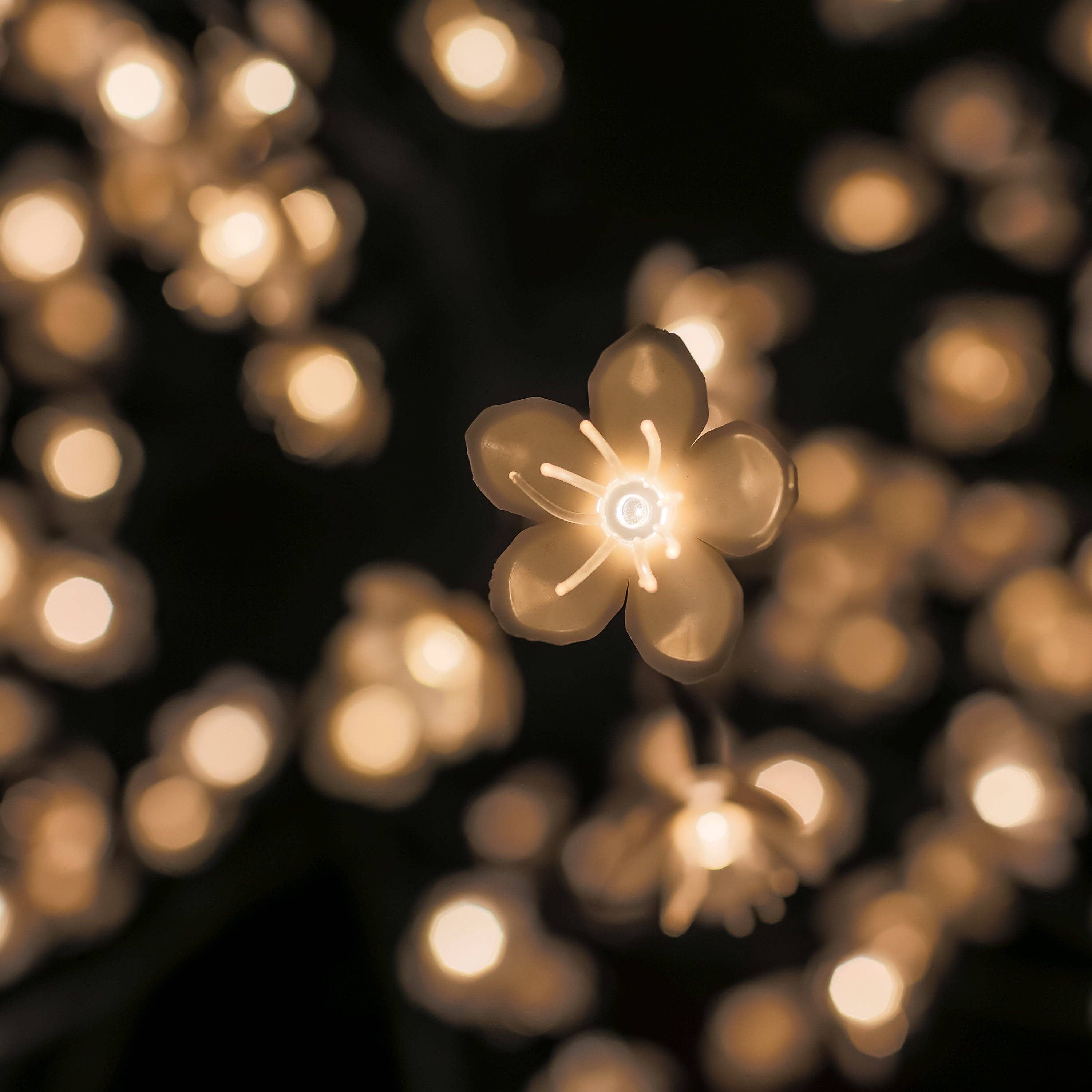 Hi-Line Gift Ltd. - Wholesale Kunstbloemen - 4 ft bloemenlicht-kersenbloesemboom met 160WW LED's4