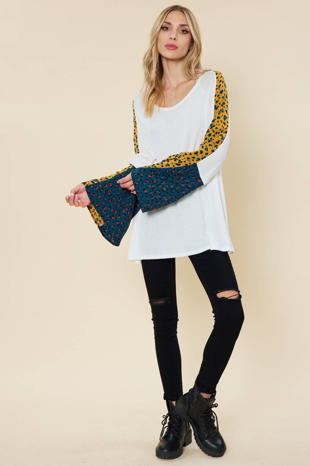 FSL Apparel – wholesale Tunic – Women’s – ST6590 - Bell sleeve top with color contrast leopard print16