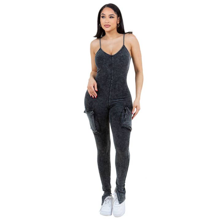 YJ3546 Mineral Wash Spaghettiband Cargo Jumpsuit för wholesale av Yellow Cabbage