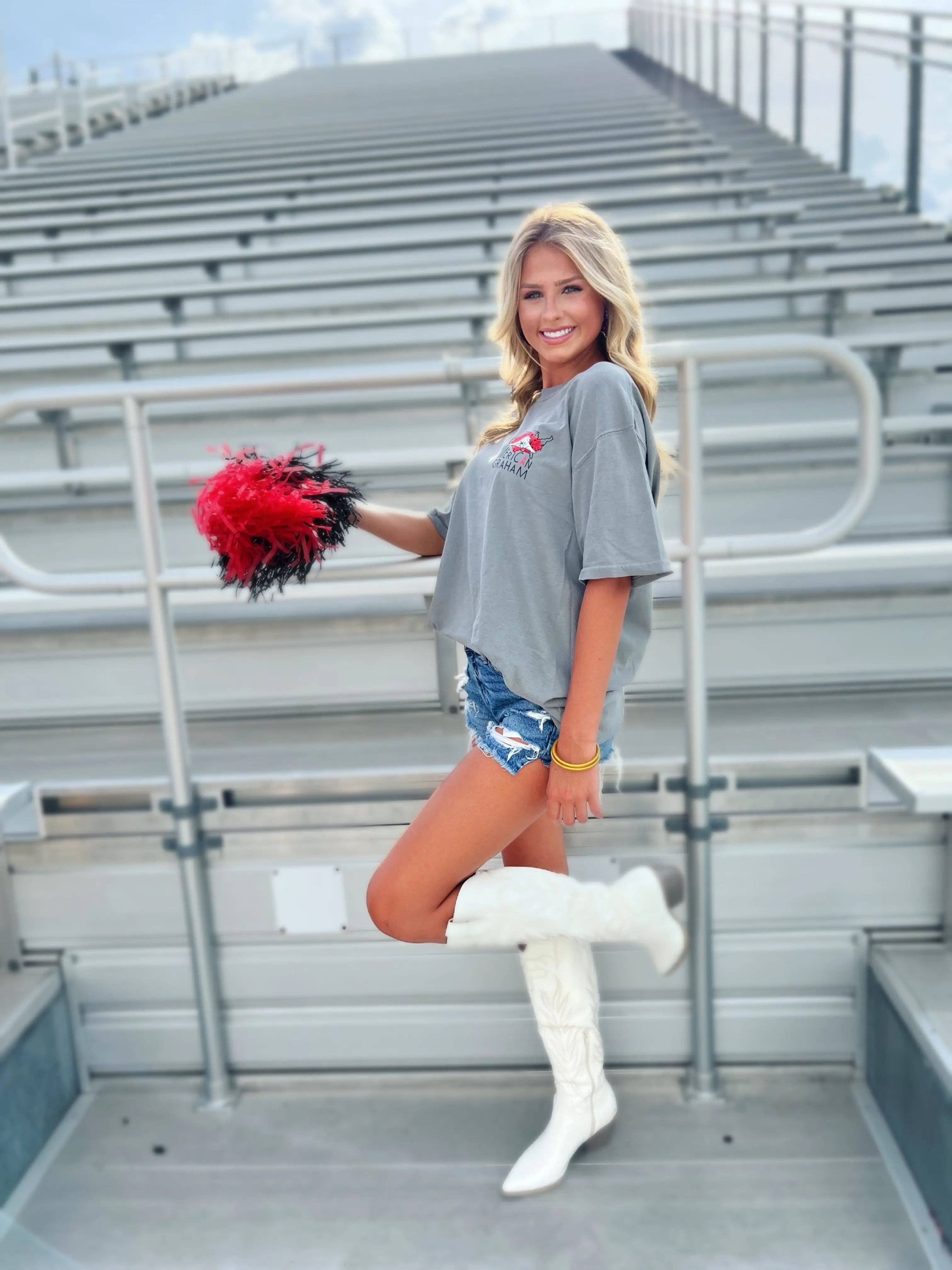 American Graham Apparel - Wholesale Screen Printed T-Shirt - Women's - Sic Em Artisan Bulldog Graphic T-Shirt - American Graham Apparel0