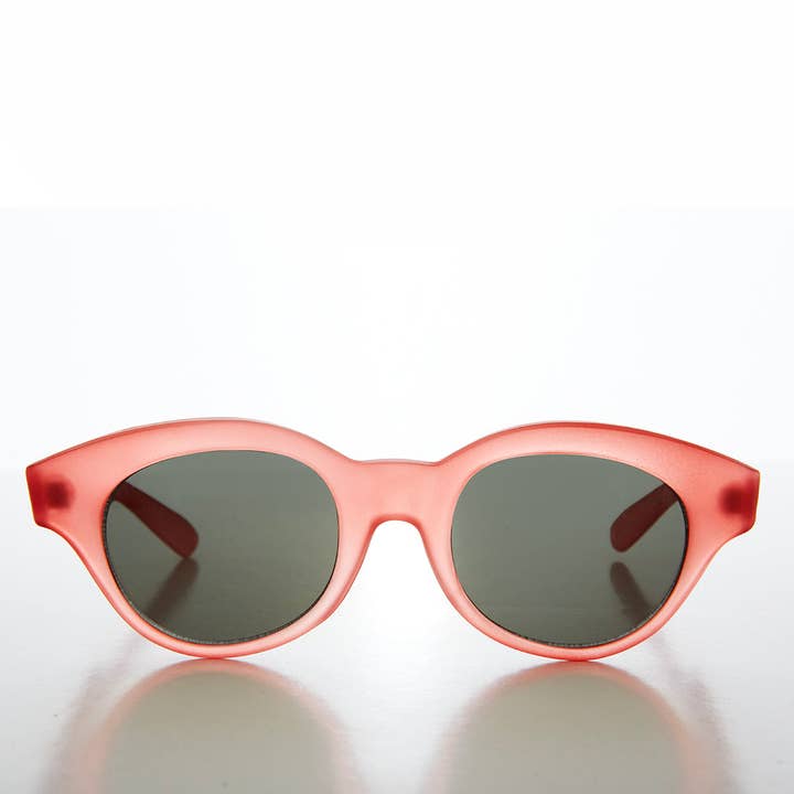 SUNGLASS MUSEUM - Wholesale Sunglasses - Women's - Round Retro Sunglasses - Ogden