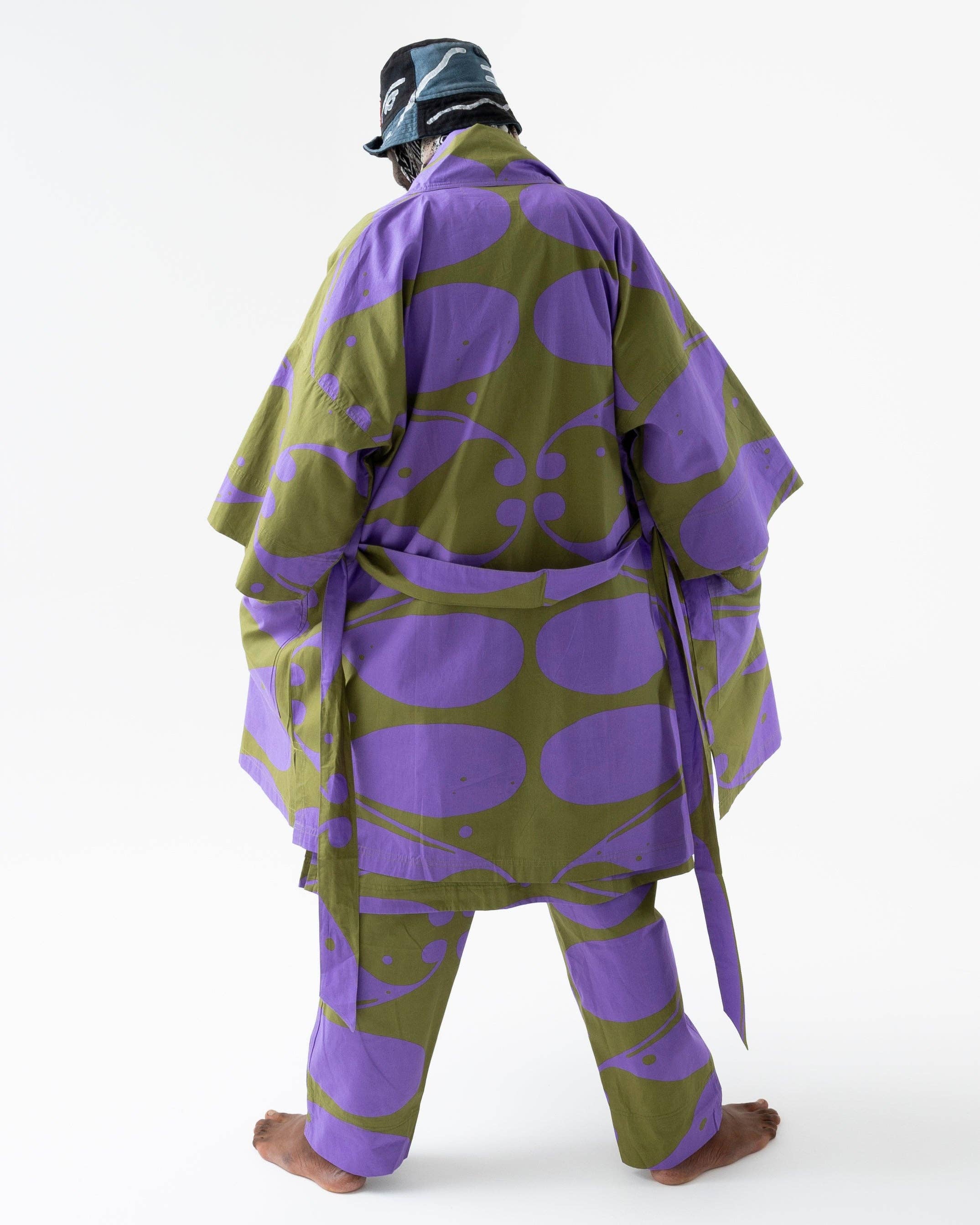 Irregular Sleep Pattern – wholesale Robe – Unisex – Barbarian Robe in Olive4