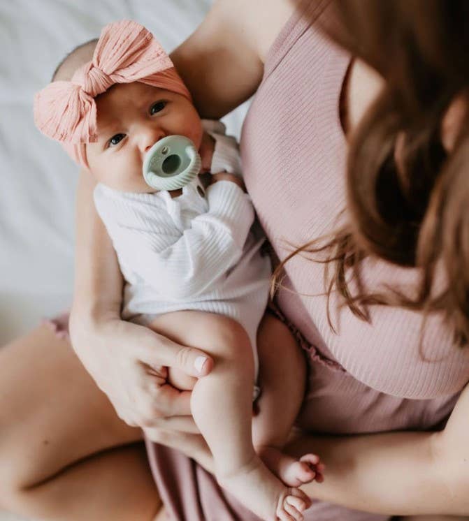 Itzy Ritzy - Wholesale Pacifier - Baby - *NEW SIZE* Sweetie Soother™ Pacifier Sets (2-pack)3