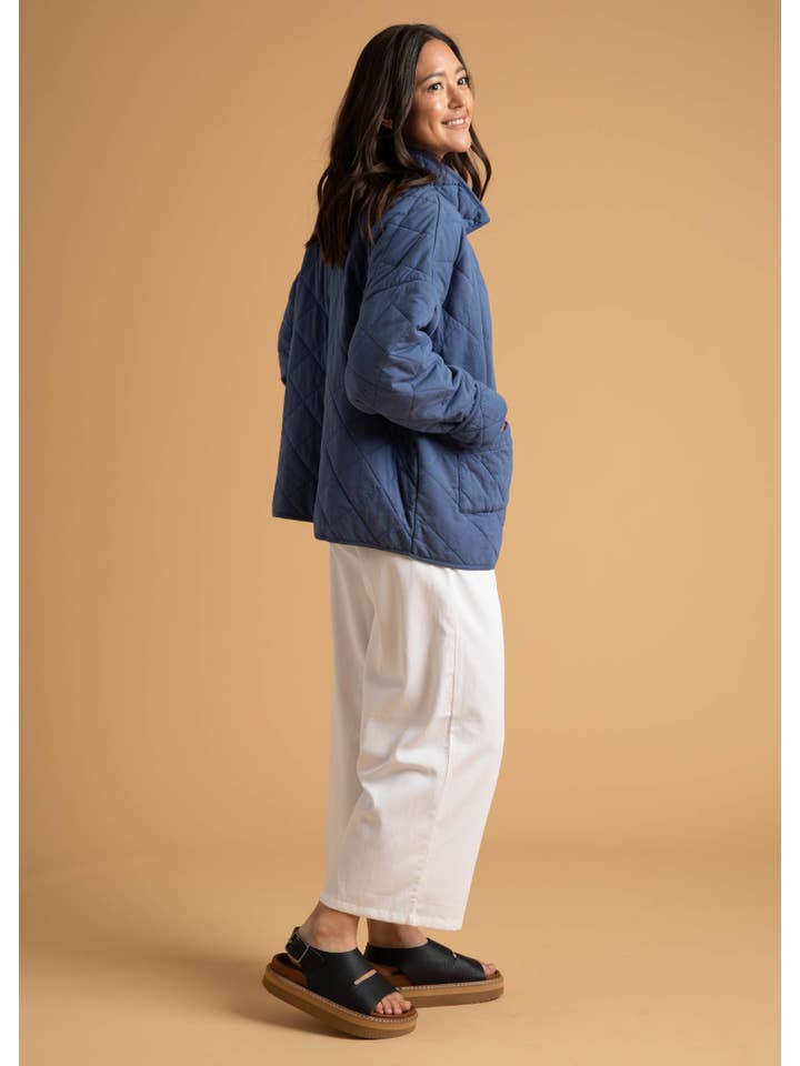 and for Good - Wholesale Jacket - Women's - Countryside Quilted Jacket - Inky Blue