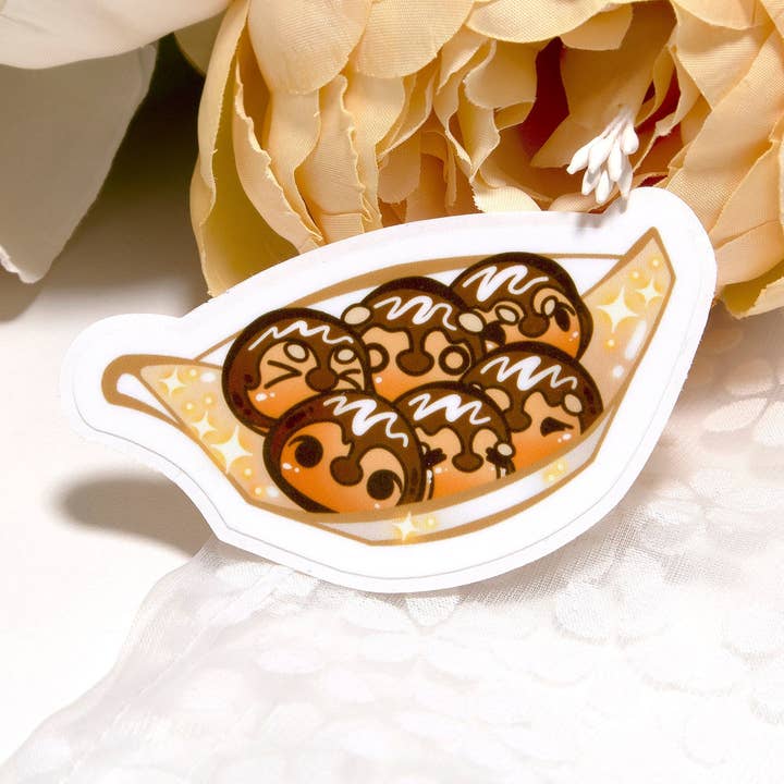 Aziatische Snacks Takoyaki Penguin Glossy Leuke Sticker 2.5" voor wholesale door BeeluArt