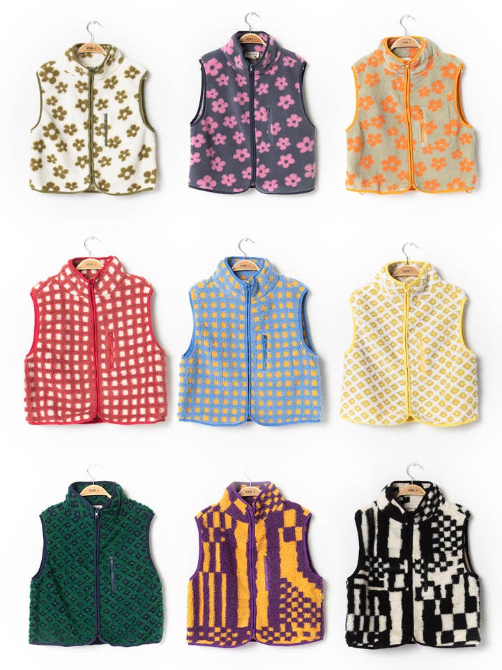 VERY J - Wholesale Outerwear Vest - Women's - NJ90128-Printed Cute Fleece Vest12