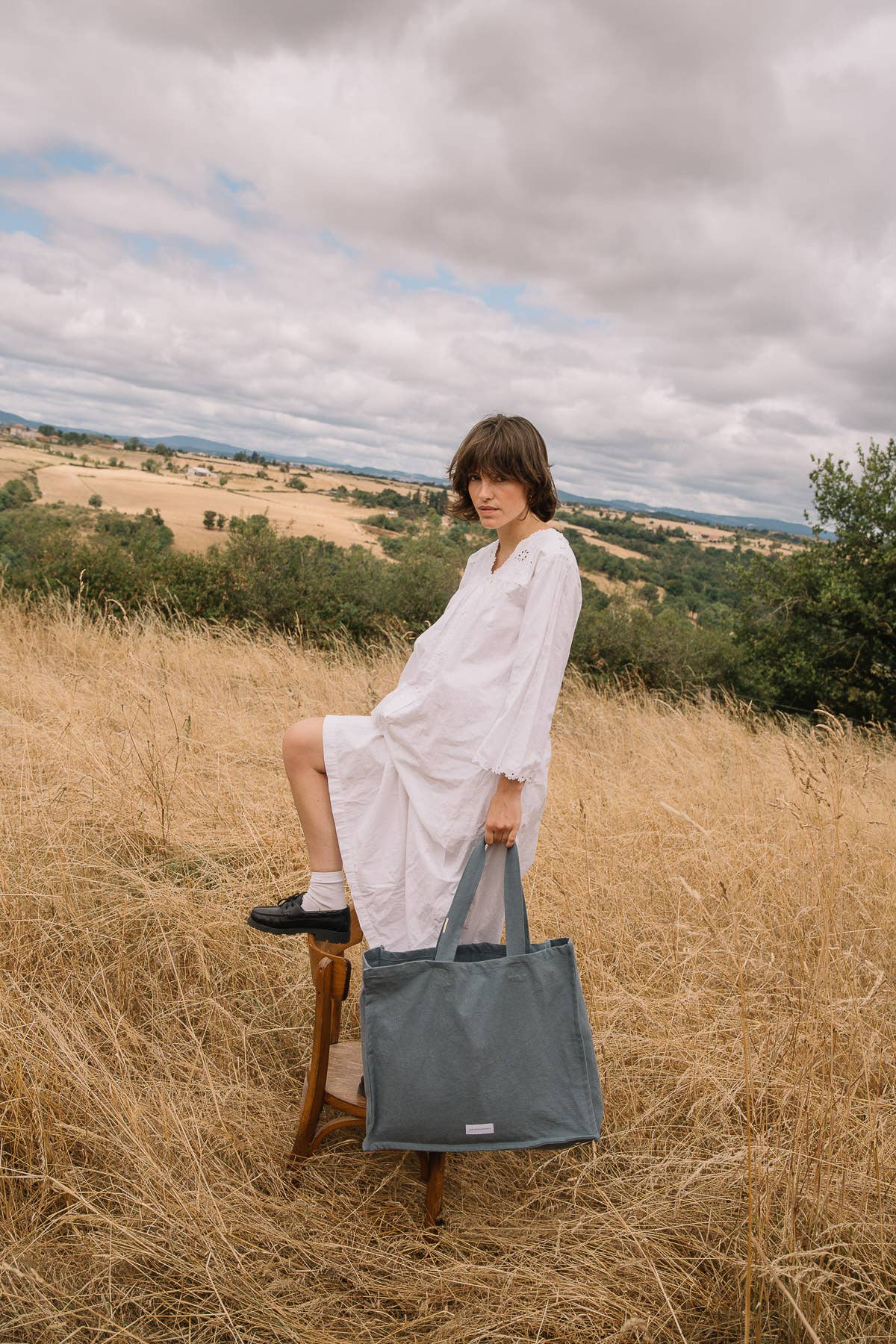 Les Pensionnaires – wholesale Bärkasse - Dam – Stor ekologisk bomullstote i canvas i horisontblå färg2