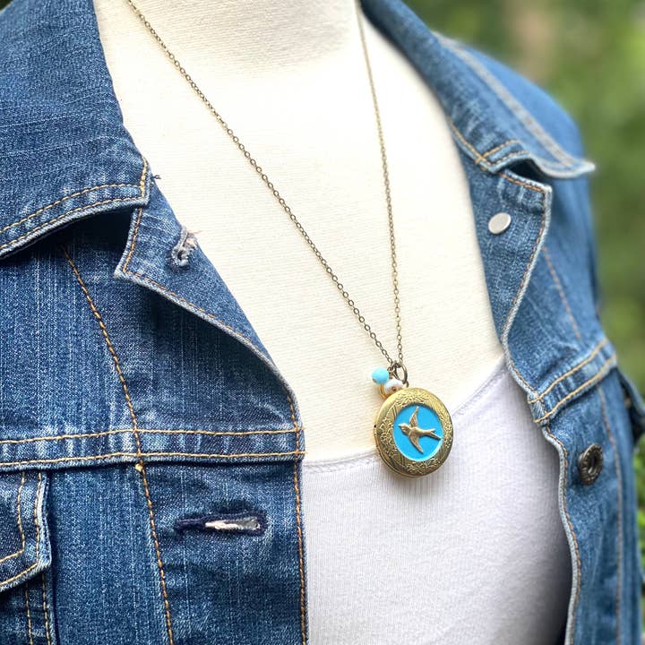 Red Truck Designs - Wholesale Locket Necklace - Bird Locket Gold Light Blue Woodland Charm Locket 22"