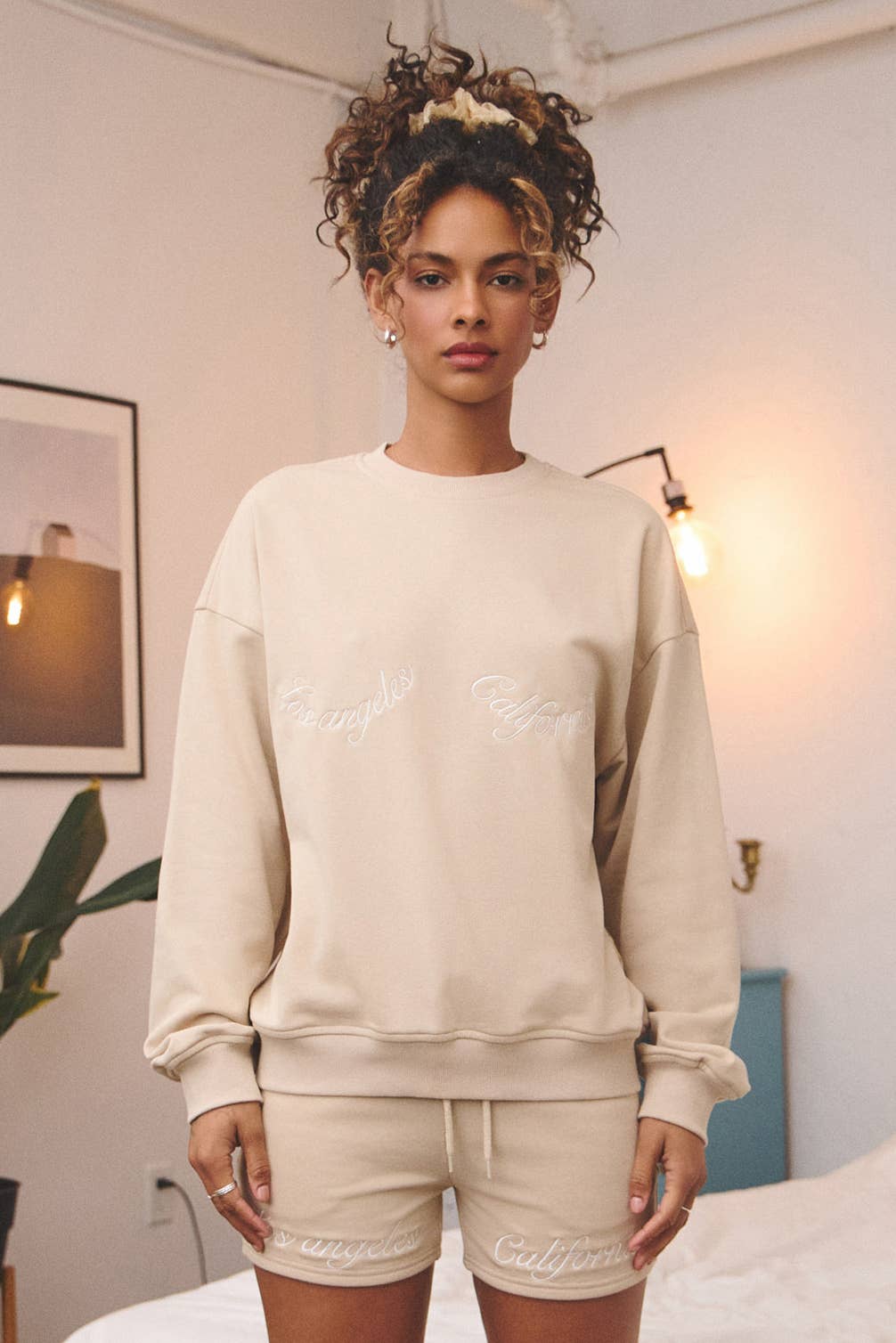 No Vacancy - Wholesale Sweatshirt - Women's - Los angeles french terry crewneck sweatshirt18