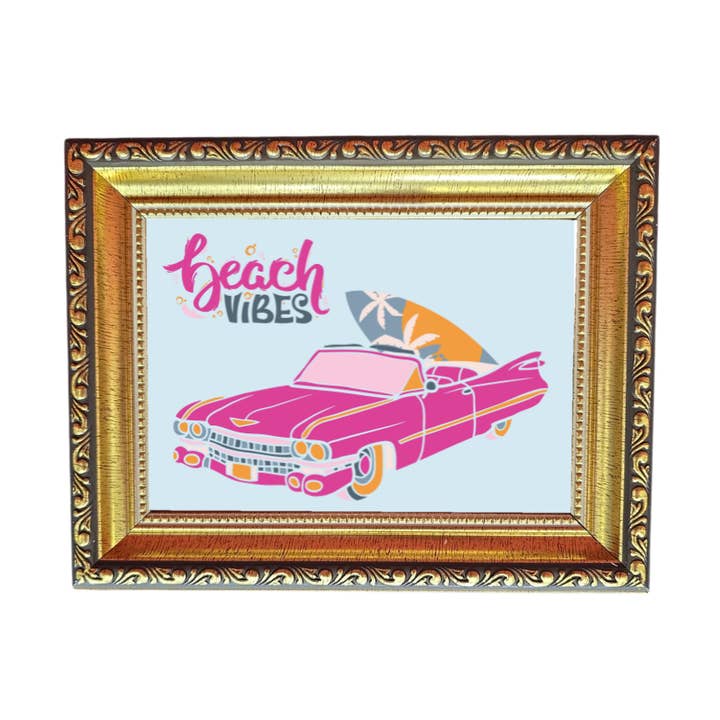 Cadre en or d'art antique Voiture rose de plage pour la vente par Boulder Innovations