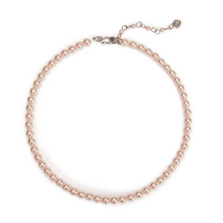 Collier ras-du-cou en perles rose pâle des années 1950 : Pearl Choker pour la vente par Lovett & Co