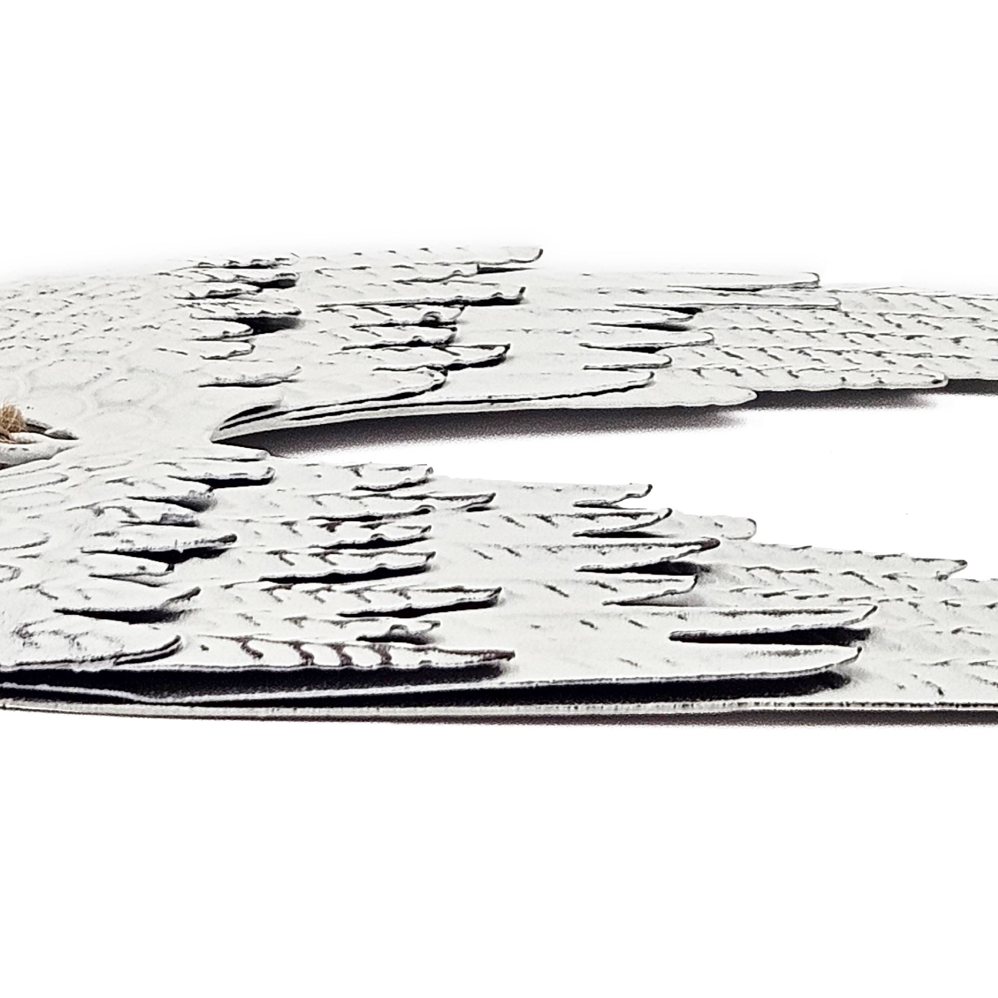 A&B Home Group Inc. - Vente Objets de décoration - Ornement suspendu en fer avec ailes 5x7,5", blanc4