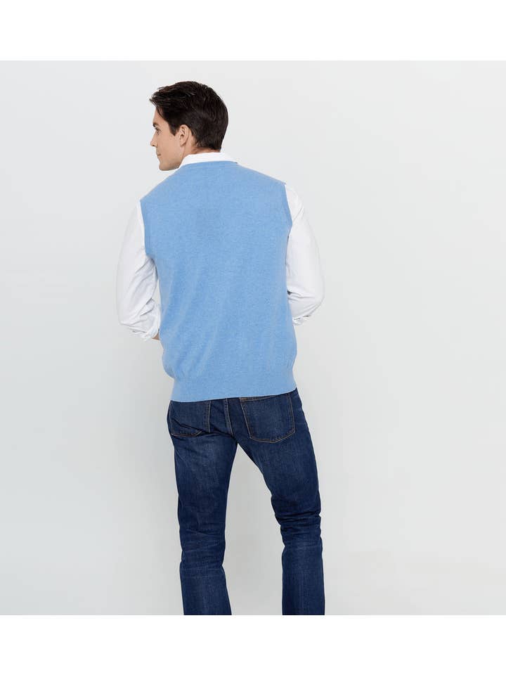 State Cashmere - Vente Pull sans manches – homme - Le pull sans manches basique en cachemire à col en V pour homme3