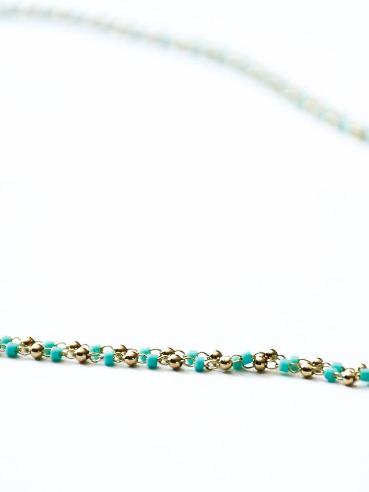 Türkisfarbene Glasperlenkette mit Edison-Perlenanhänger für den Großhandel von Sea Lily