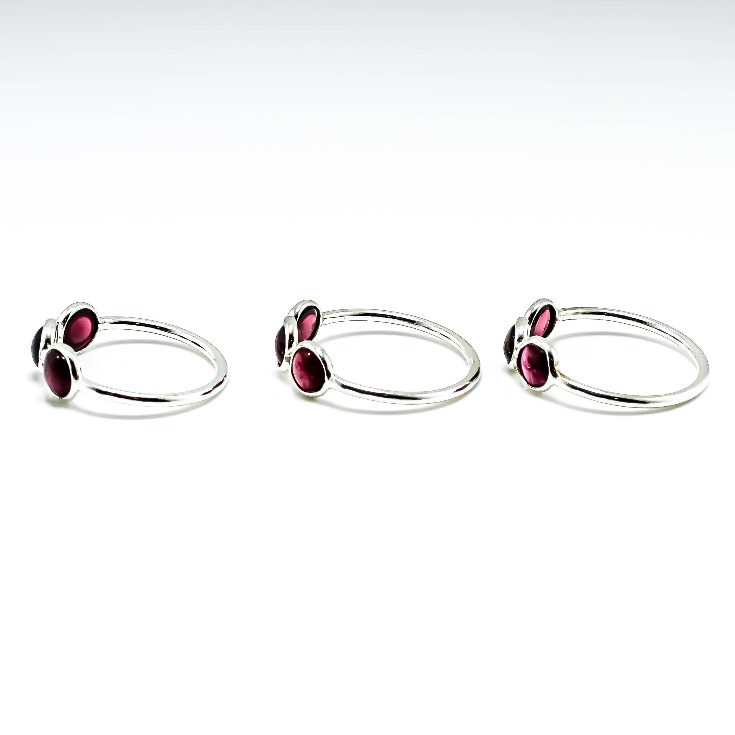 Quasar Gems USA - Wholesale Single Stone/Solitaire Ring - Garnet Ring Sterling Silver 9253