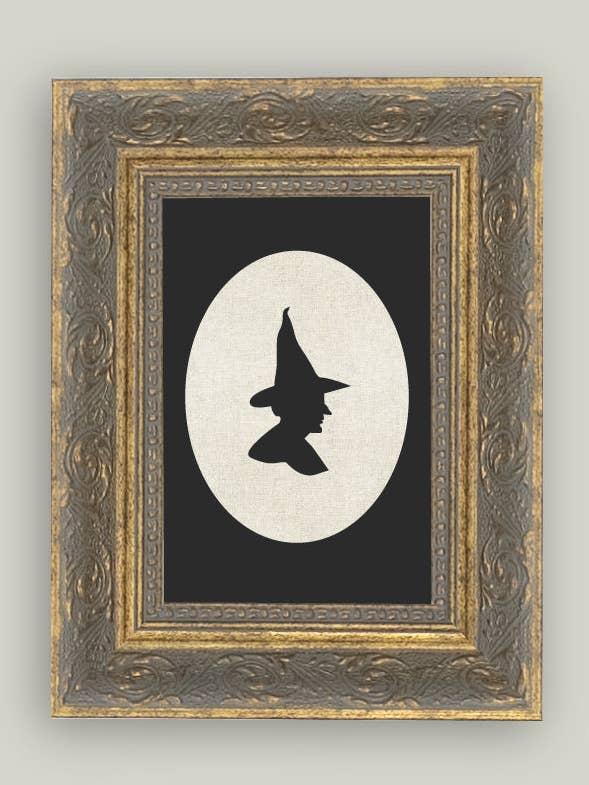 Silhueta de Bruxa em Arte Antiga emoldurada por atacado de Petal Lane Home