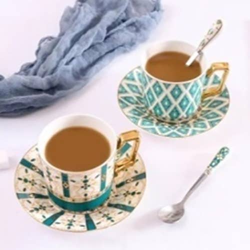Sensibling Corp. – wholesale Teset – Geometrisk mönstrad keramisk temugg kopp och fatuppsättning
1