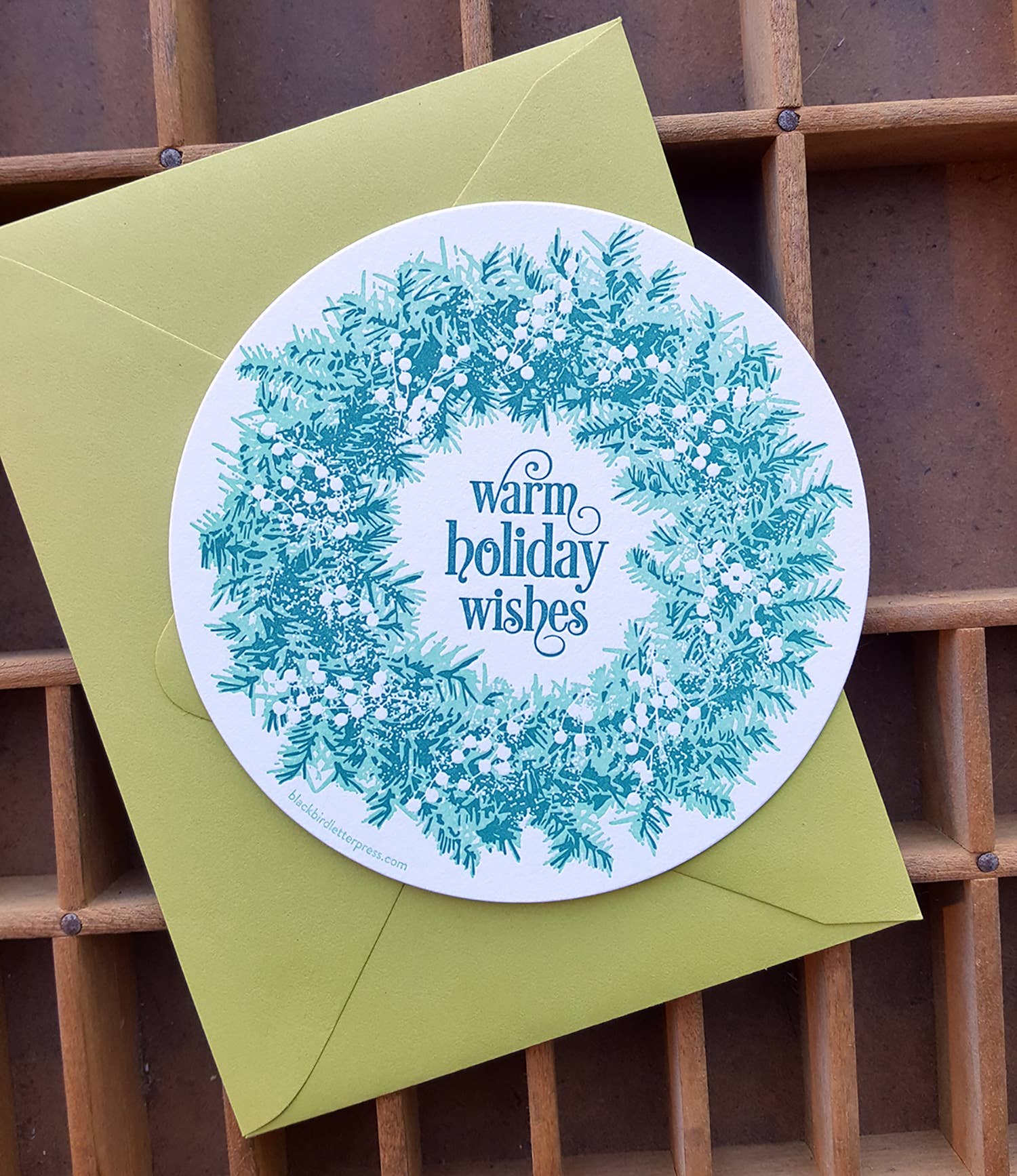 Blackbird Letterpress – wholesale Season’s Greetings card – warm holiday wishes wreath circle card3