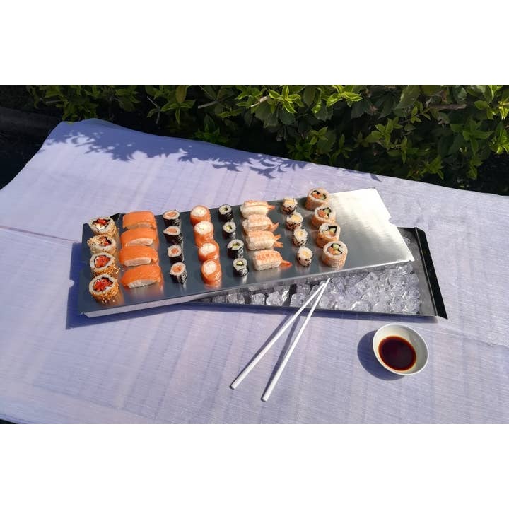 Elleffe Design - Vente Plateaux de service - Plateau à sushi rafraîchissant en acier inoxydable 66X20 cm1