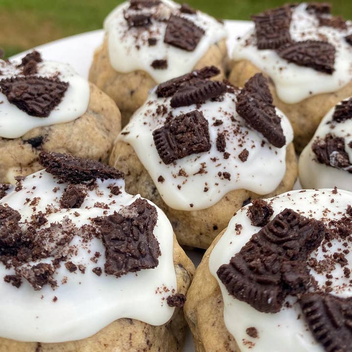 Frosted Cupcakery Bakery - Wholesale Cookie - Stuffed Cookies - Cookies and Cream