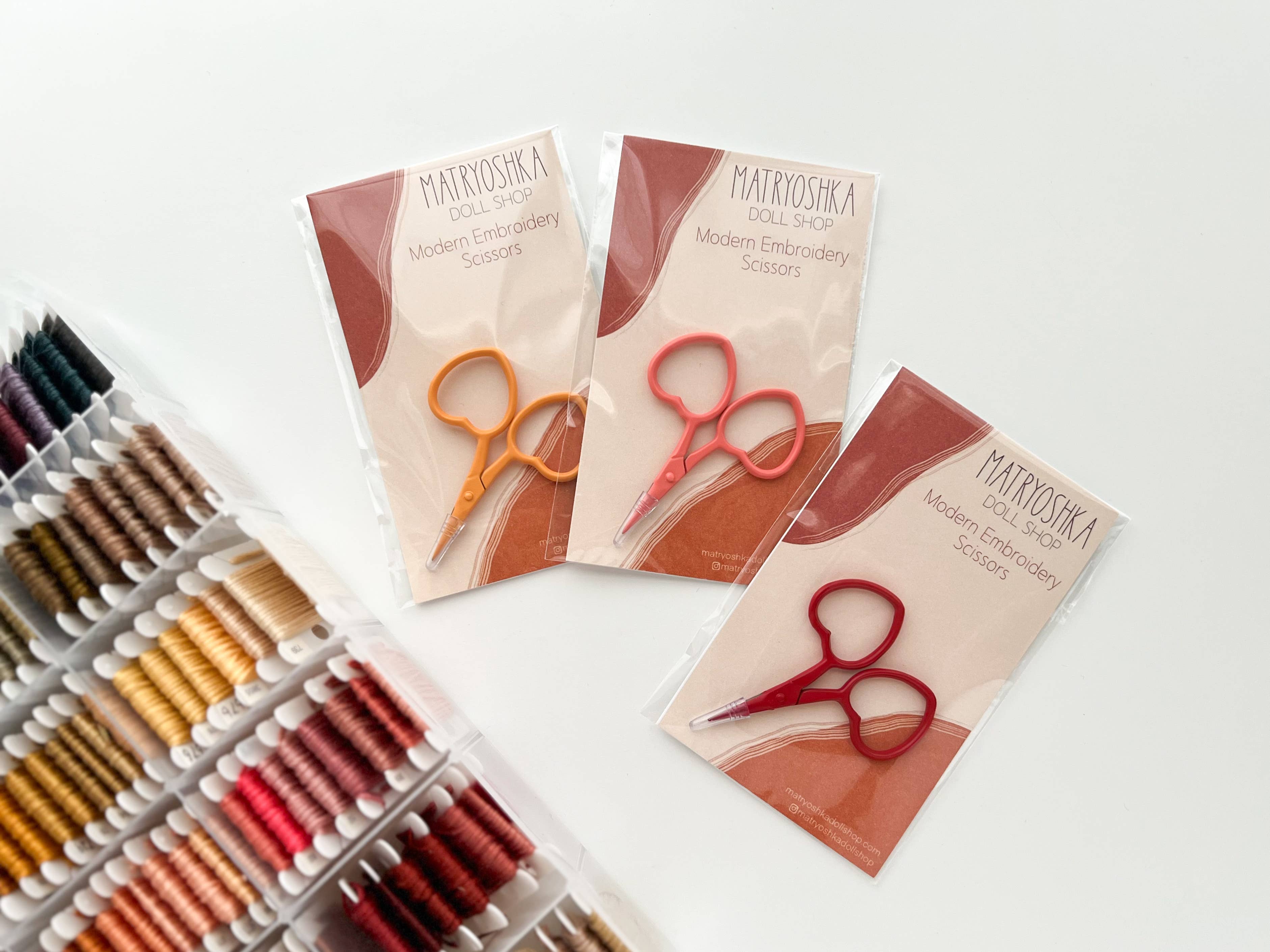 Matryoshka Doll Shop - Wholesale Scissors - Small Heart scissors, tiny embroidery scissors, little snips12