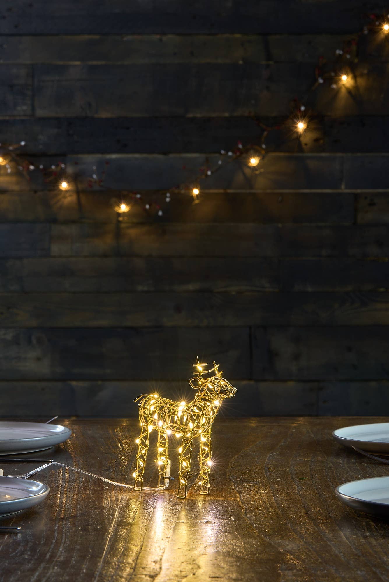 Lumina Of London AU - Wholesale Christmas decoration - Wire Reindeer - Table Light4