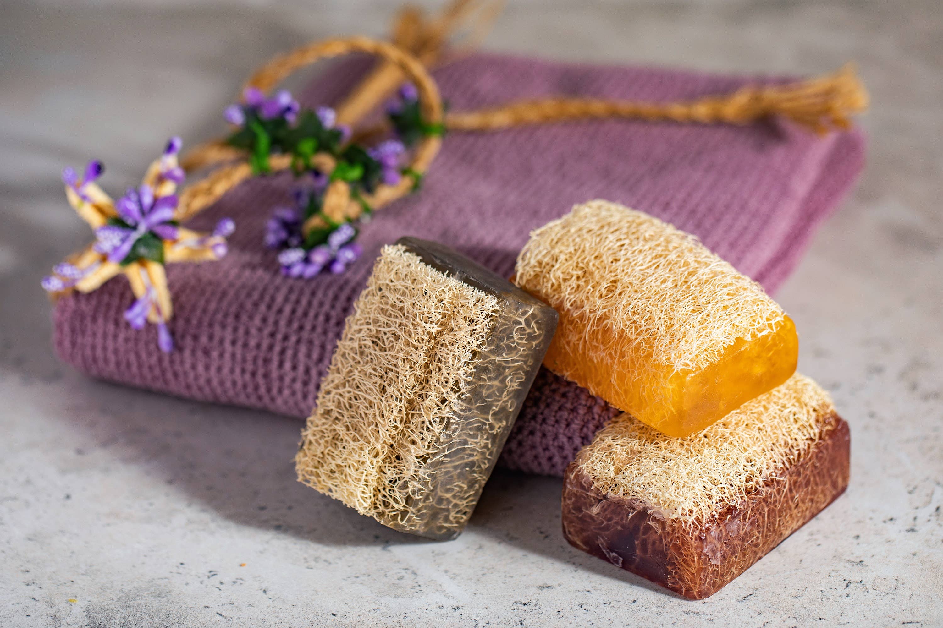 SABUN CO. - Wholesale Zeepblok - Natuurlijke handgemaakte Loofah-zeep15