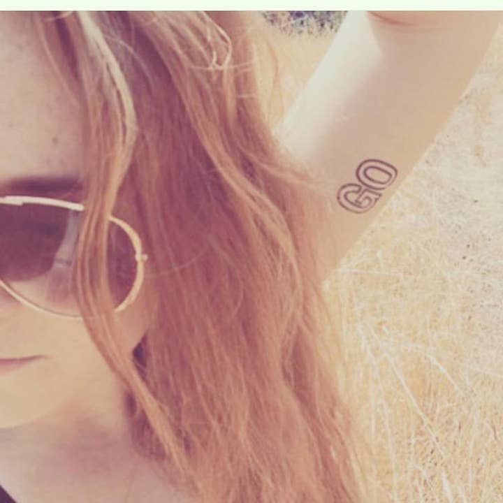 Tatuaggio GO Manifestation per la vendita all'ingrosso da parte di Conscious Ink