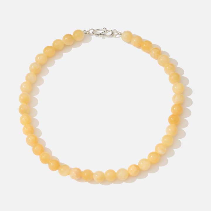 Le Collier Solana - Topaze Beige pour la vente par Beyond Stranger Studio