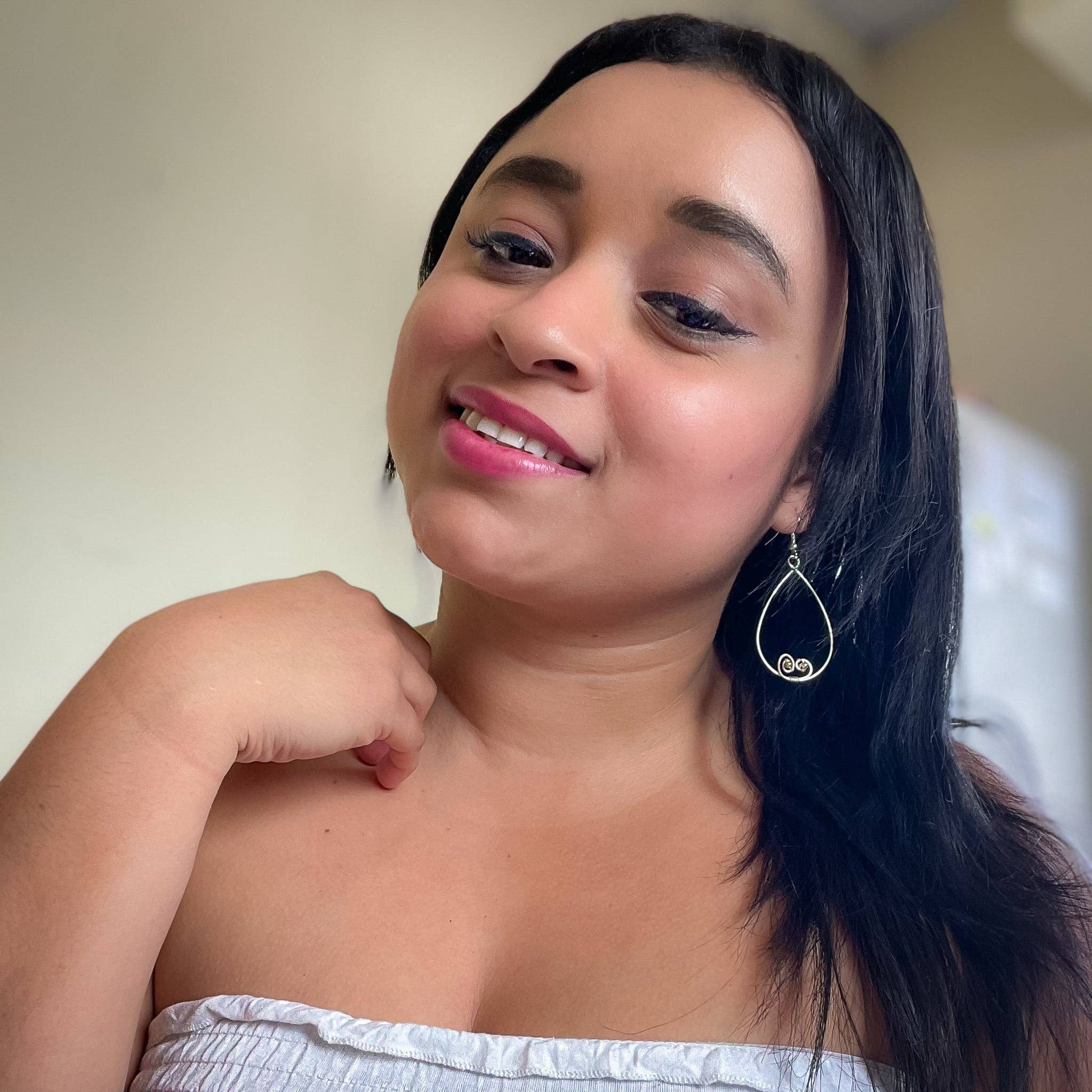 Alegria Accessories Inc. - Wholesale Dangle Earrings - Brielle earring1