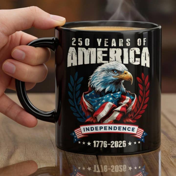 Amerika 250 År Krus, 1776–2026 Ørn & Flag Patriotic Krus for engroshandel hos Tevatino